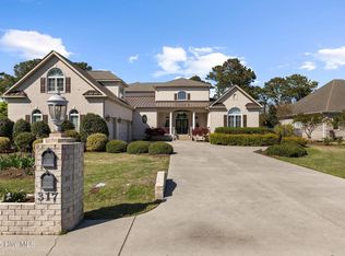 317 Seascape Dr, Sneads Ferry, NC 28460