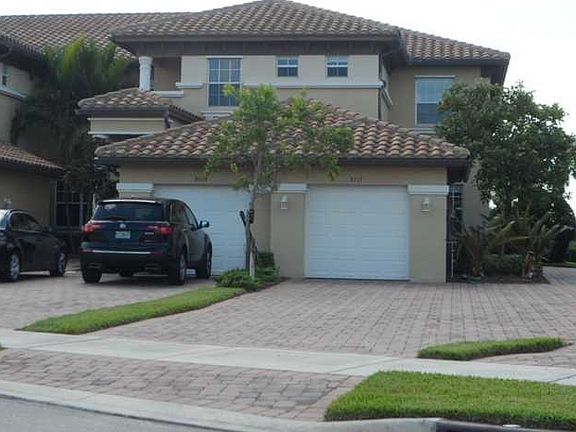 2nd image of 8311 NW 128th Ln