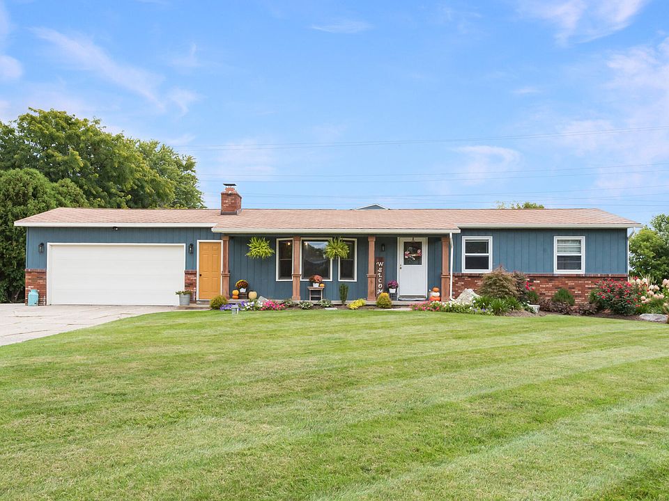 1st image of 607 Country Ln NW