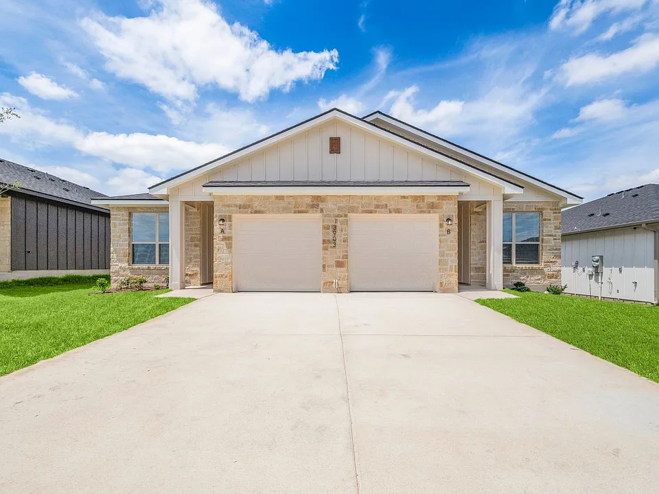 3903 Sugar Hackberry Trl