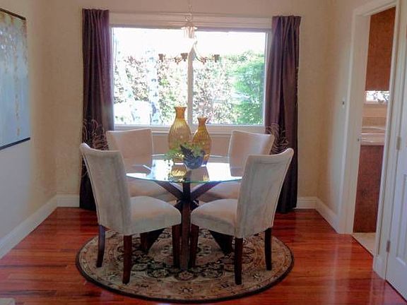 Formal dining room