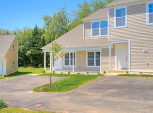 500 Twisted Oak Dr NW, Christiansburg, VA 24073