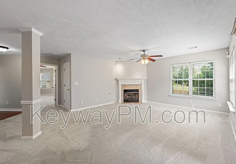 845 Prairie Ln — Photo 10