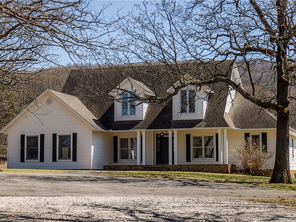 3rd image of 12687 Butler Rd
