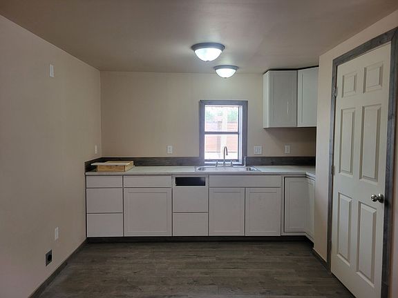 5th image of 1407 New York Ave
