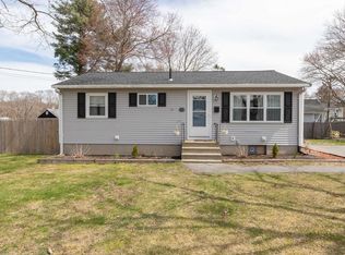 15 Davis Rd, Rockland, MA 02370