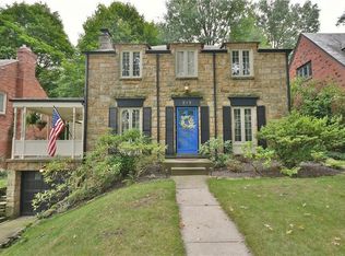 819 Country Club Dr, Mt Lebanon, PA 15228