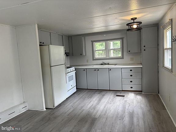4th image of 1920 S Delsea Dr #6