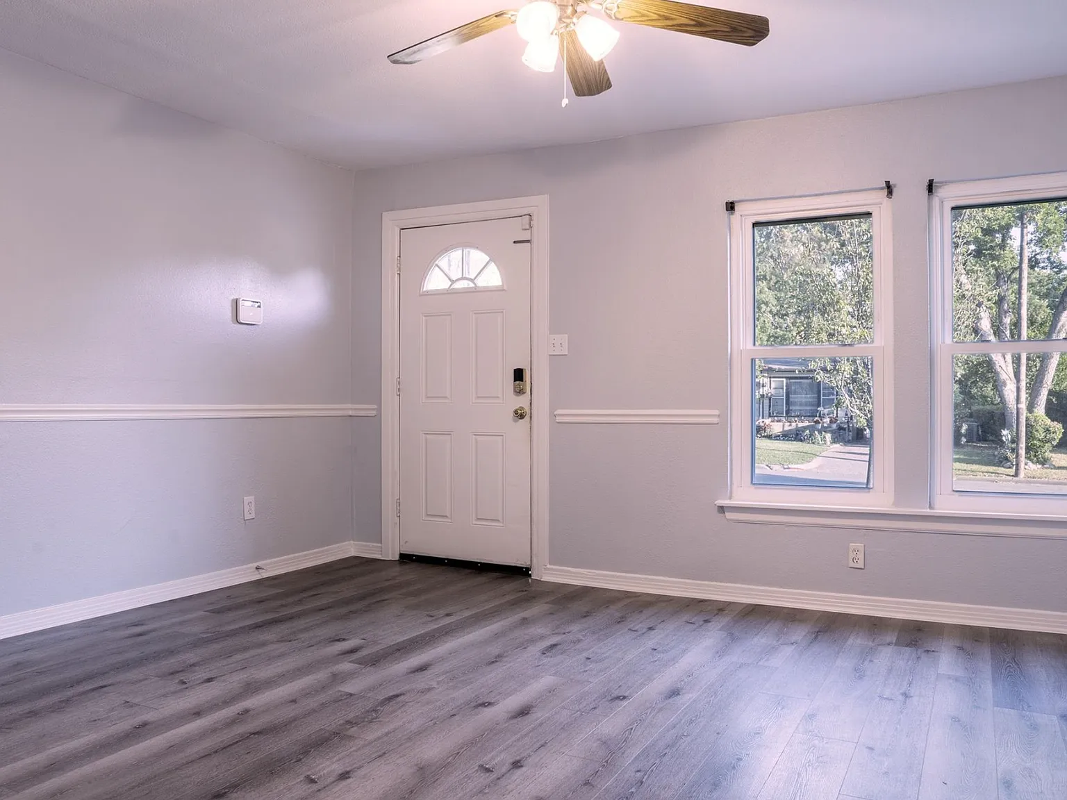 6627 Onyx Dr N — Photo 3