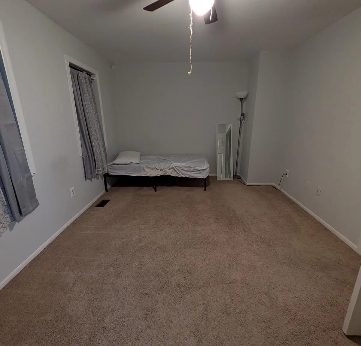 Barton Oaks Pl, Herndon — Photo 3