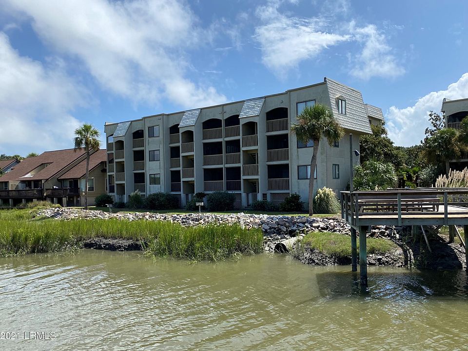 2nd image of 168 Beach Club Villa