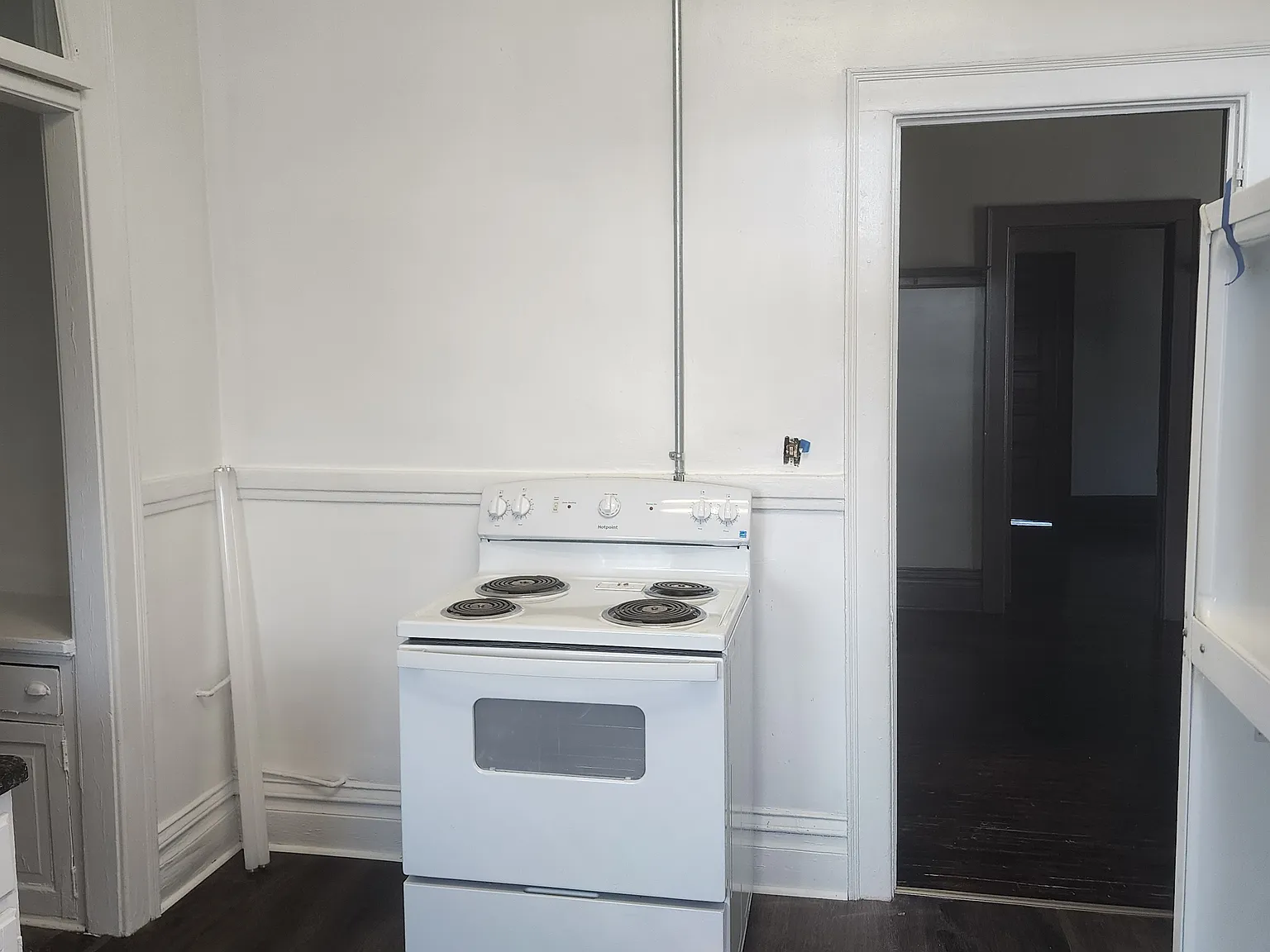140 Loras — Photo 2