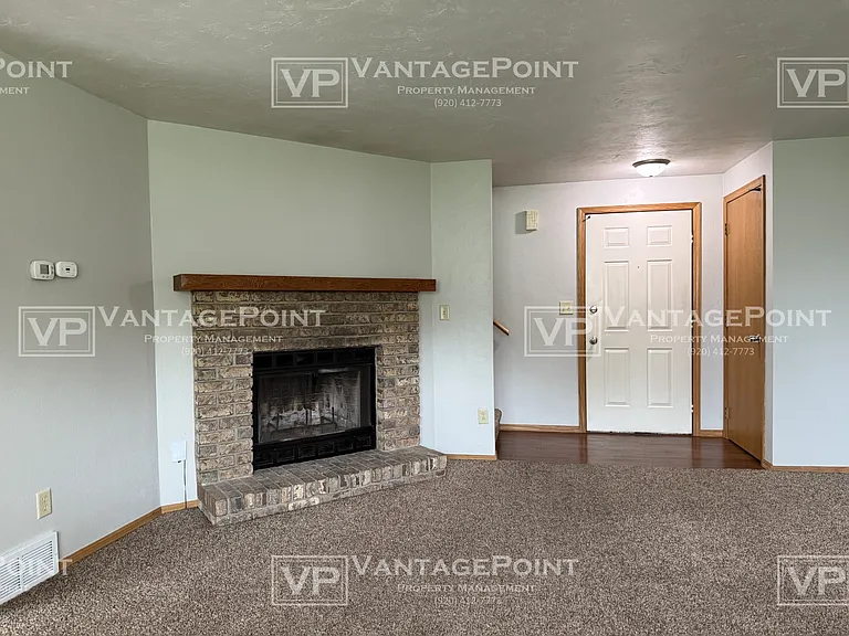 3711 N Blueridge Dr — Photo 3