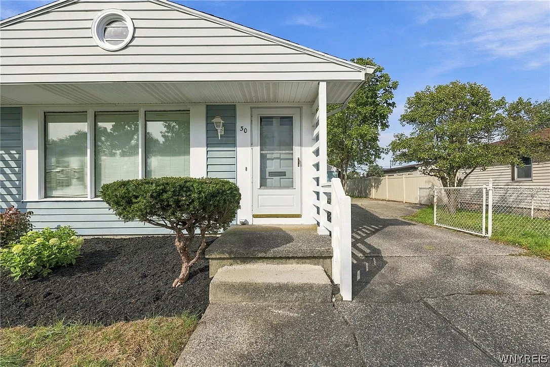 2 bed, 4.0 bath, 1388 sqft, $2,500 — Photo 4