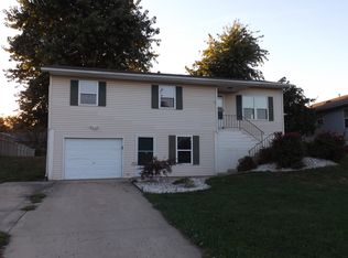 325 Orchard Ct, Troy, IL 62294
