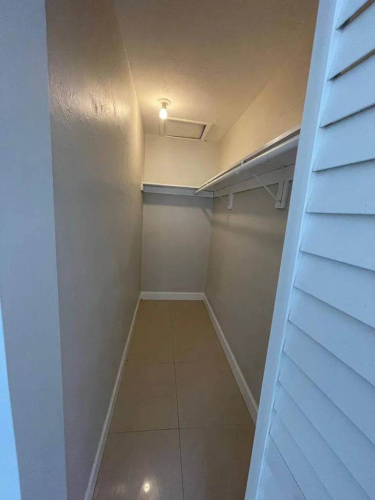 1531 Northeast 117th Street - 4 — Photo 3