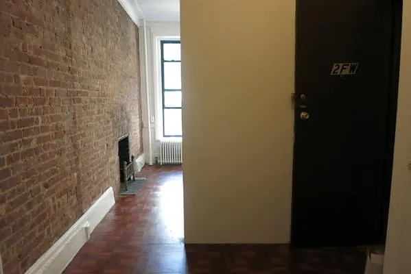 Rented by Manhattan Best Realty, Inc. | media 37