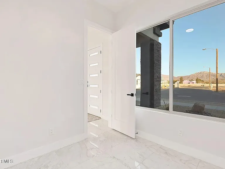 5696 Rio Bonito Cir — Photo 25