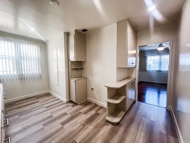 6718 Stafford Ave #F — Photo 11