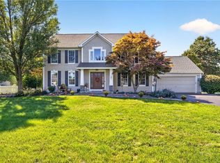 187 Webster Rd, Webster, NY 14580