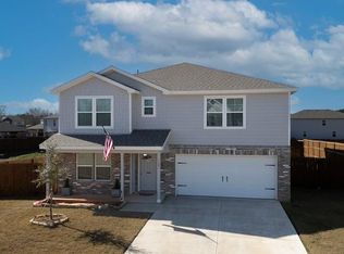 1101 Ripplewood Cir, Chandler, TX 75758