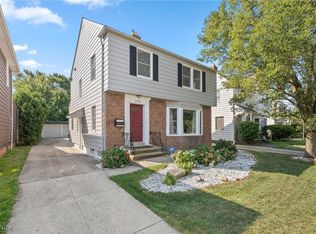 2331 Traymore Rd, University Heights, OH 44118