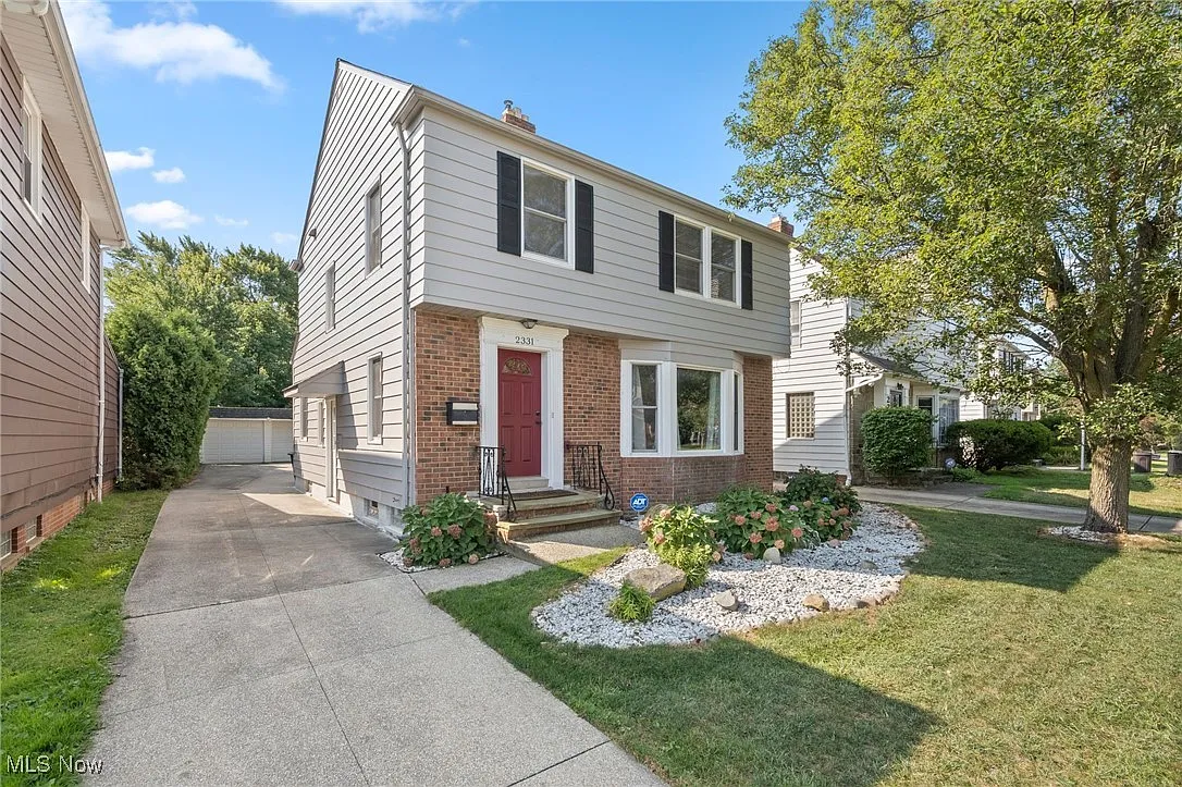 2331 Traymore Rd photo 1
