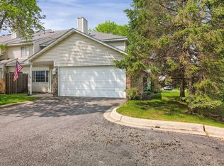 7018 19th St N APT 6, Oakdale, MN 55128