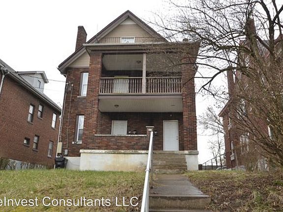 2nd image of 987 Cleveland Ave APT 2