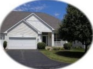 353 Cascade Ln, Oswego, IL 60543