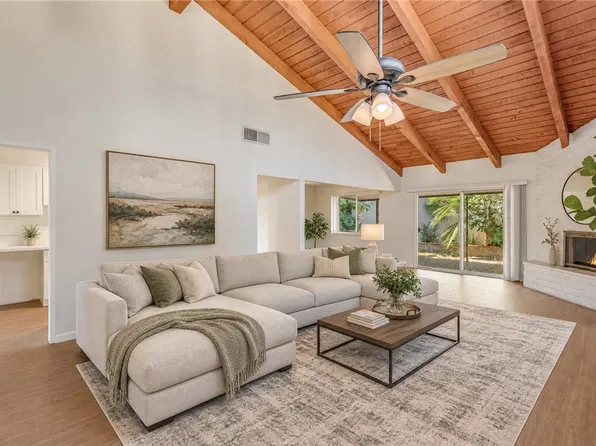 2011 W Katella Ave, Anaheim, CA 92804