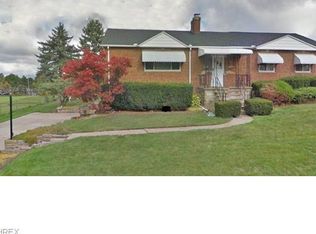 10106 W Pleasant Valley Rd, Parma, OH 44130