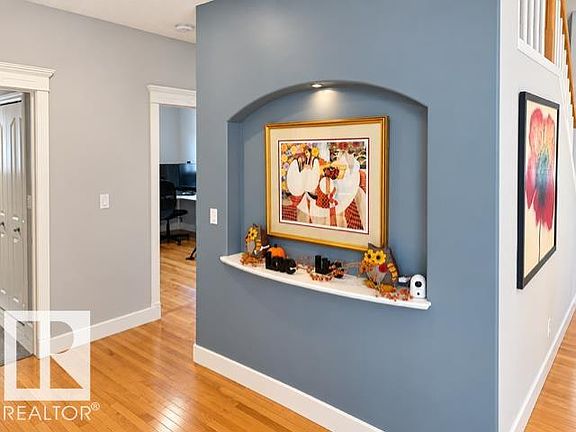 5th image of 1036 Holgate Pl NW
