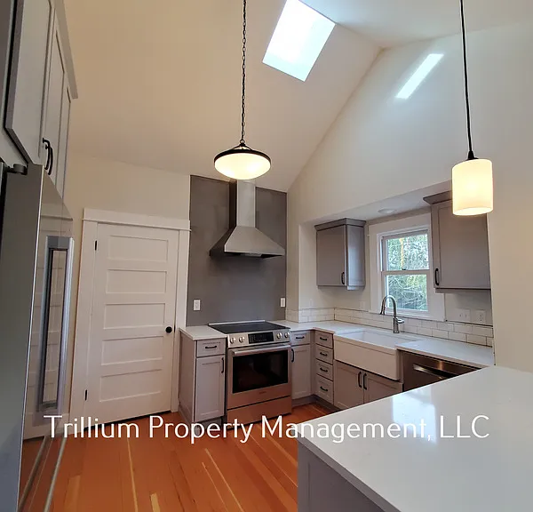 1411 SE 49th Ave — Photo 13