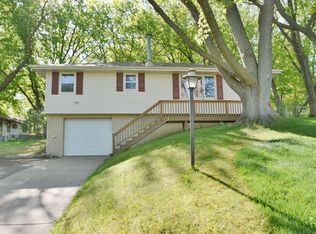 6494 Berkshire Ln N, Maple Grove, MN 55311