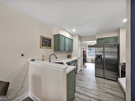5th image of 86 Kerry Lynn Ct