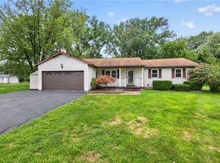 1009 Staci Ln, Webster, NY 14580