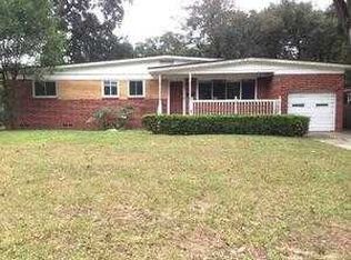 5440 Oliver St S, Jacksonville, FL 32211