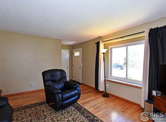4th image of 2862 SW Bridalwreath Pl