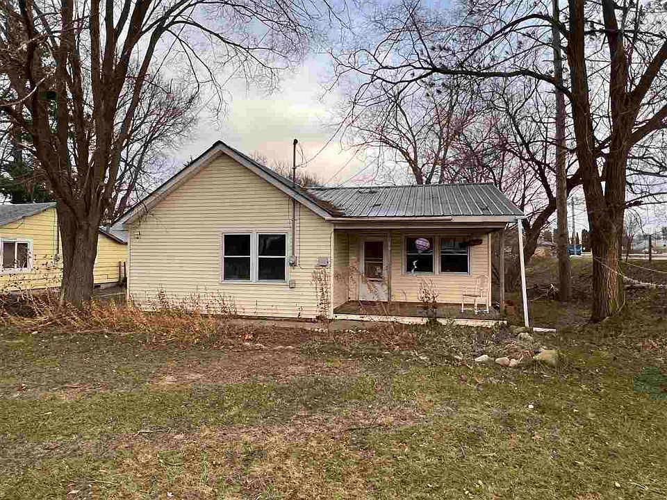 156 E Maple St, Harrison, MI 48625 Zillow