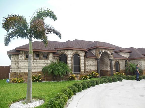 3rd image of 1415 Vida Entera St