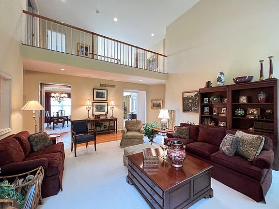 4th image of 6687 Miami Woods Dr