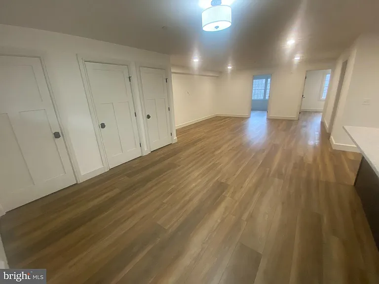 1087 Mount Tom Rd #203 — Photo 4