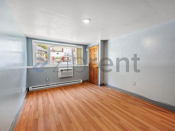 4th image of 4 Gladeside Ter Floor 1