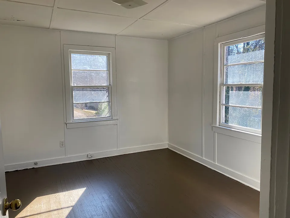 108 Wells St. #A 2/1 $795.00 Easley SC