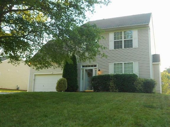 Curb appeal abounds!