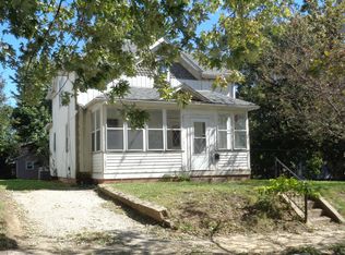 234 S Cottage St, Kewanee, IL 61443