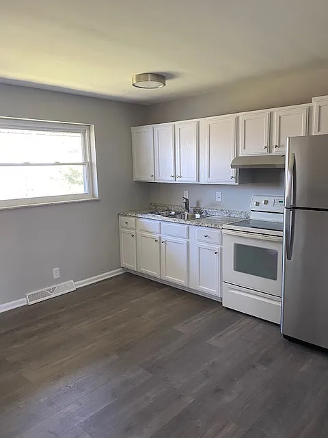 Verdale Dr, Cincinnati — Photo 2