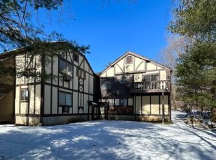 8 Derby Ct #8, Brookfield, CT 06804