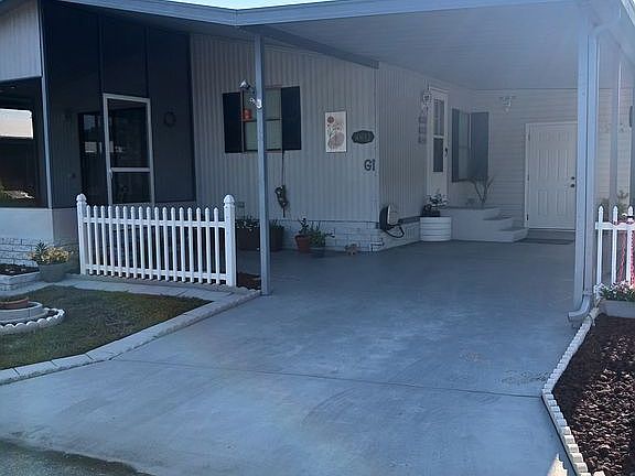 2nd image of 10612 SW 29th Ave